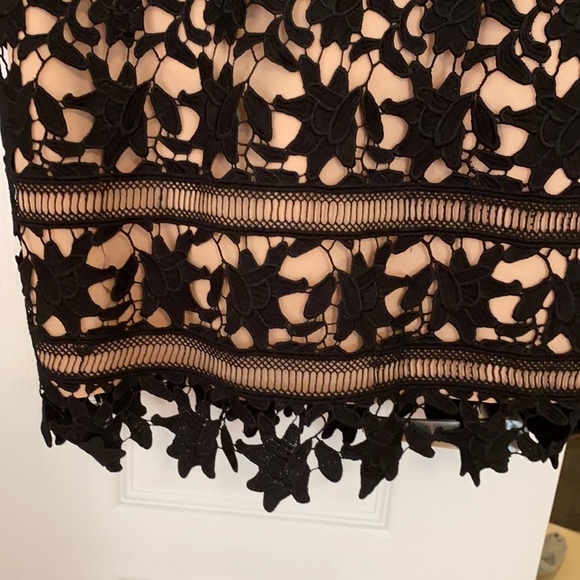 Party dress - Picture 5 of 7